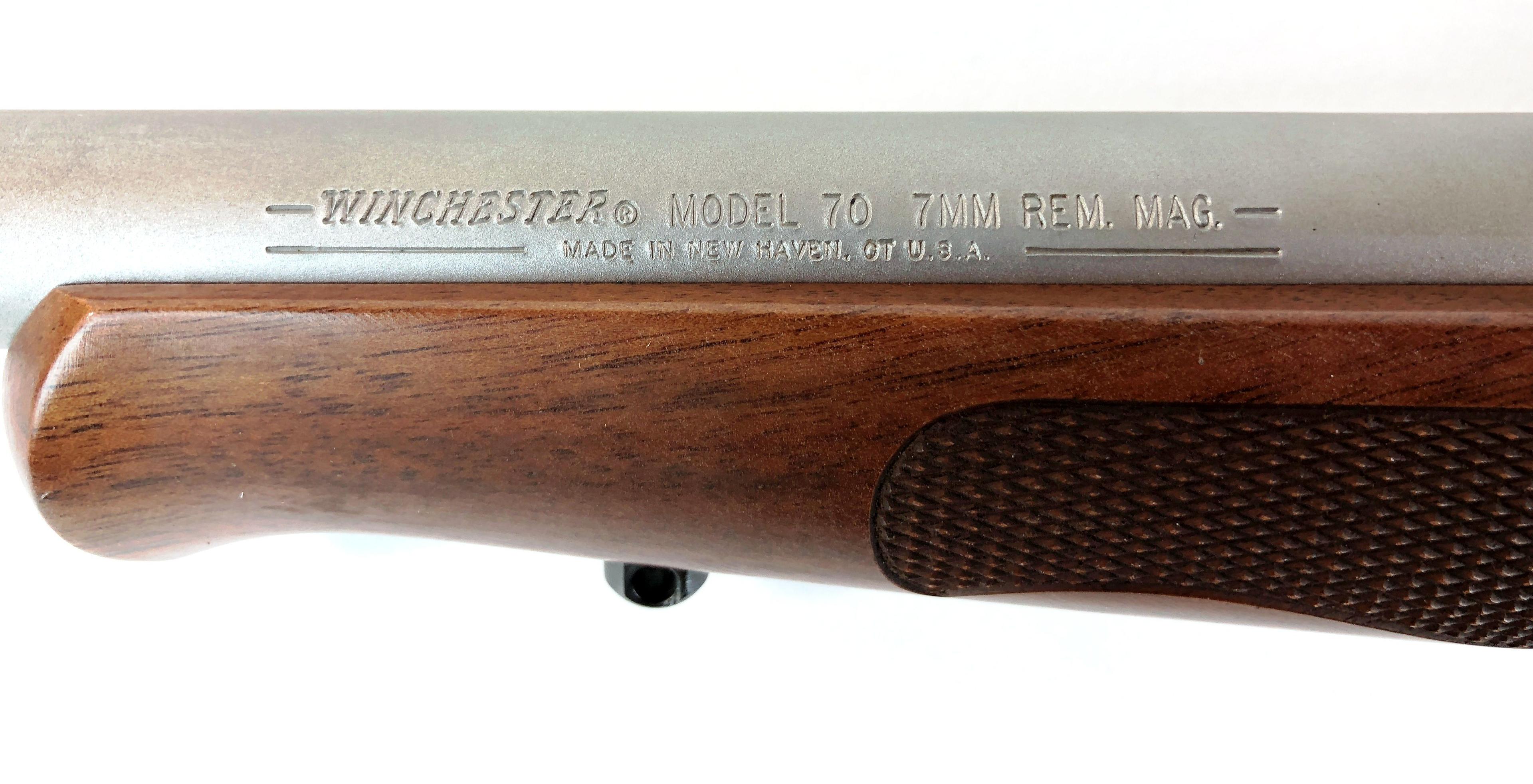 Winchester Model 70 Gun Walnut Classic 7MM REM MAG Rifle with Leupold Scope Serial G66003