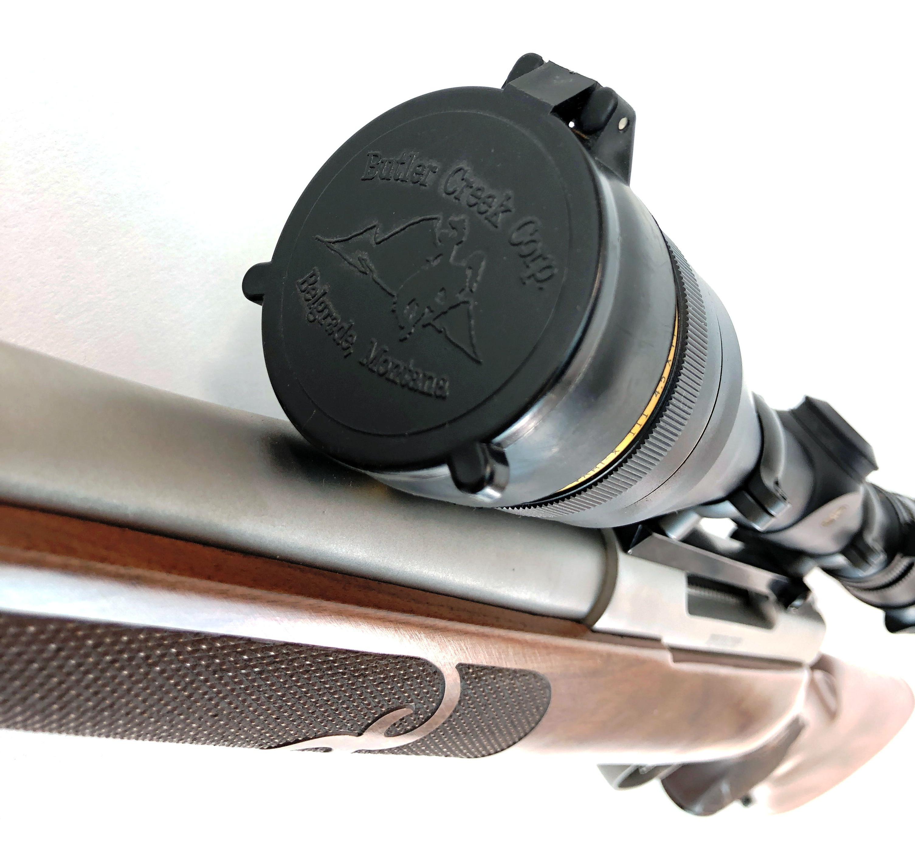 Winchester Model 70 Gun Walnut Classic 7MM REM MAG Rifle with Leupold Scope Serial G66003