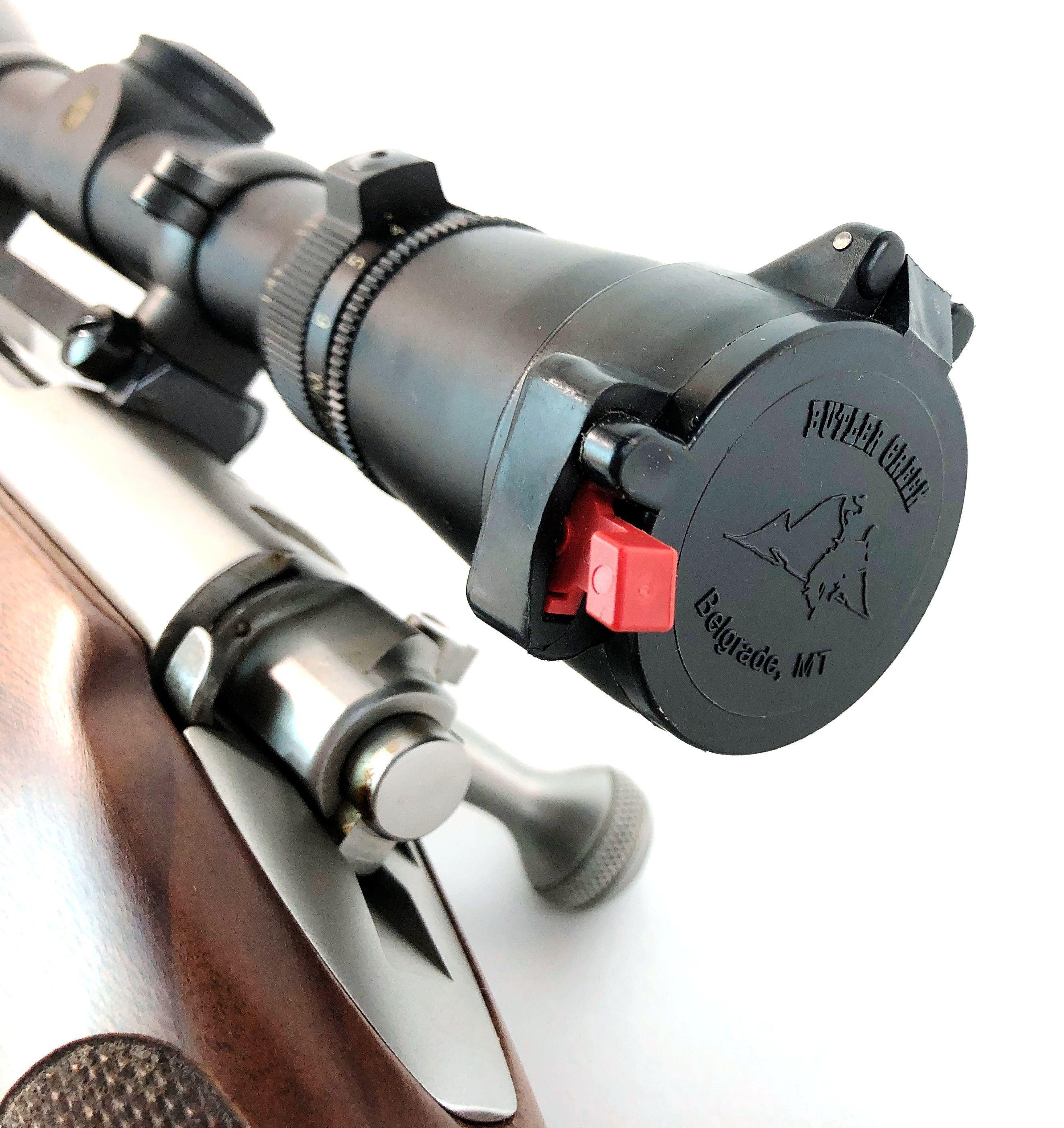 Winchester Model 70 Gun Walnut Classic 7MM REM MAG Rifle with Leupold Scope Serial G66003