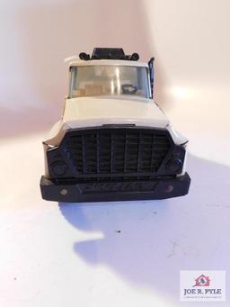 Nylint Race Team Short Track Stocker Toy