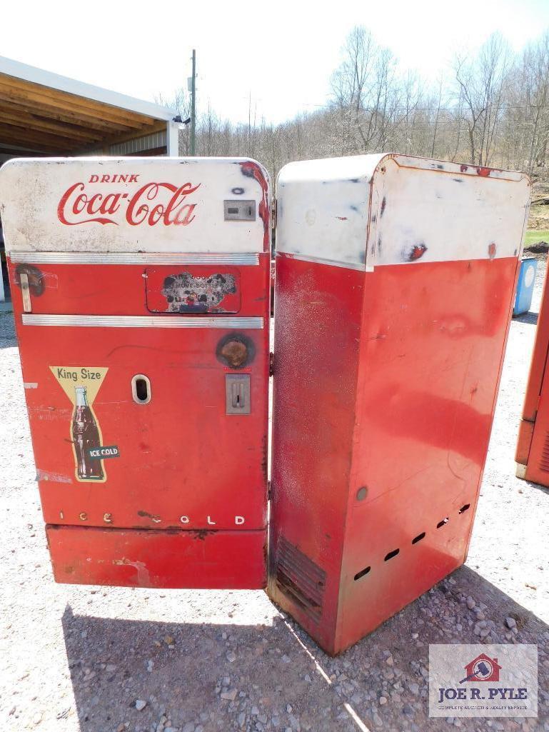 5ft 3in Coca-Cola Wide 32.5 Deep, Model #F83B5W (King Size Ice Cold) Serial F65937 Vendo co,