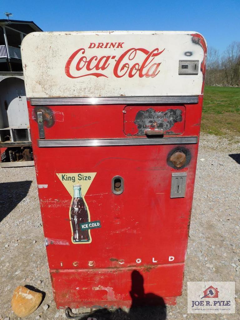 5ft 3in Coca-Cola Wide 32.5 Deep, Model #F83B5W (King Size Ice Cold) Serial F65937 Vendo co,