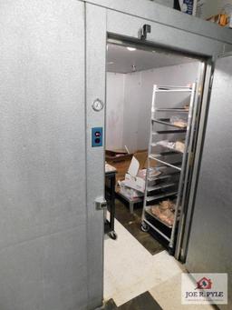 Brown walk-in cooler 34" door 84x84x78