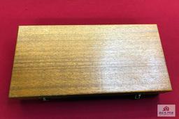 Smith and Wesson Presentation Case with blue liner 16" x 7 3/4"