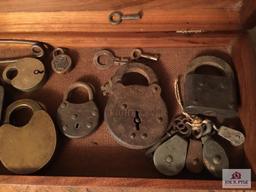 Lot of early locks in wooden box