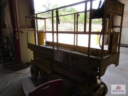 Marklift Model CH20NEP Scissor Lift