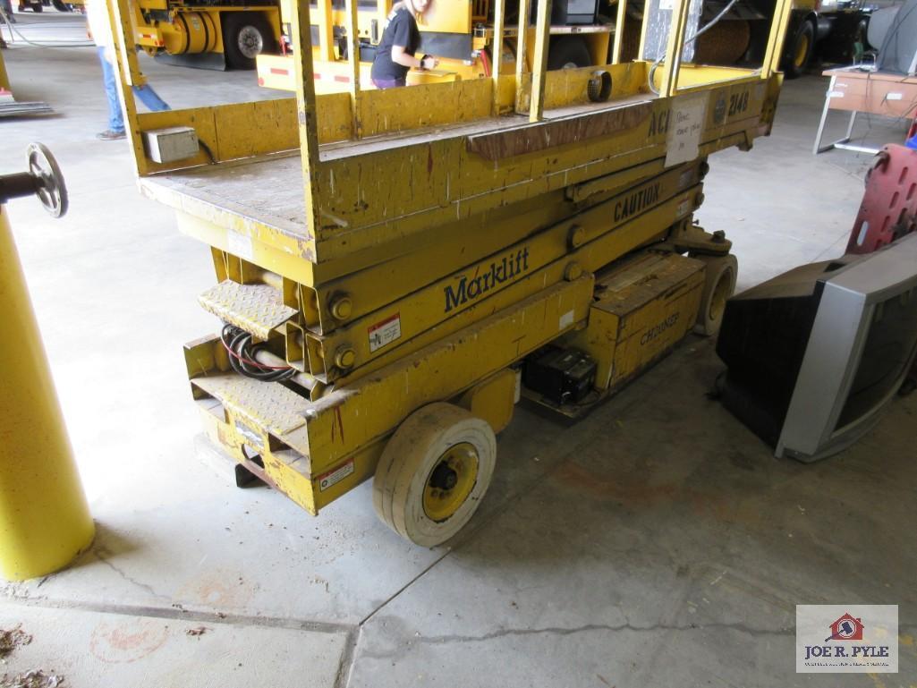 Marklift Model CH20NEP Scissor Lift