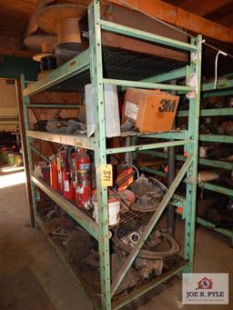 Heavy duty pallet shelving