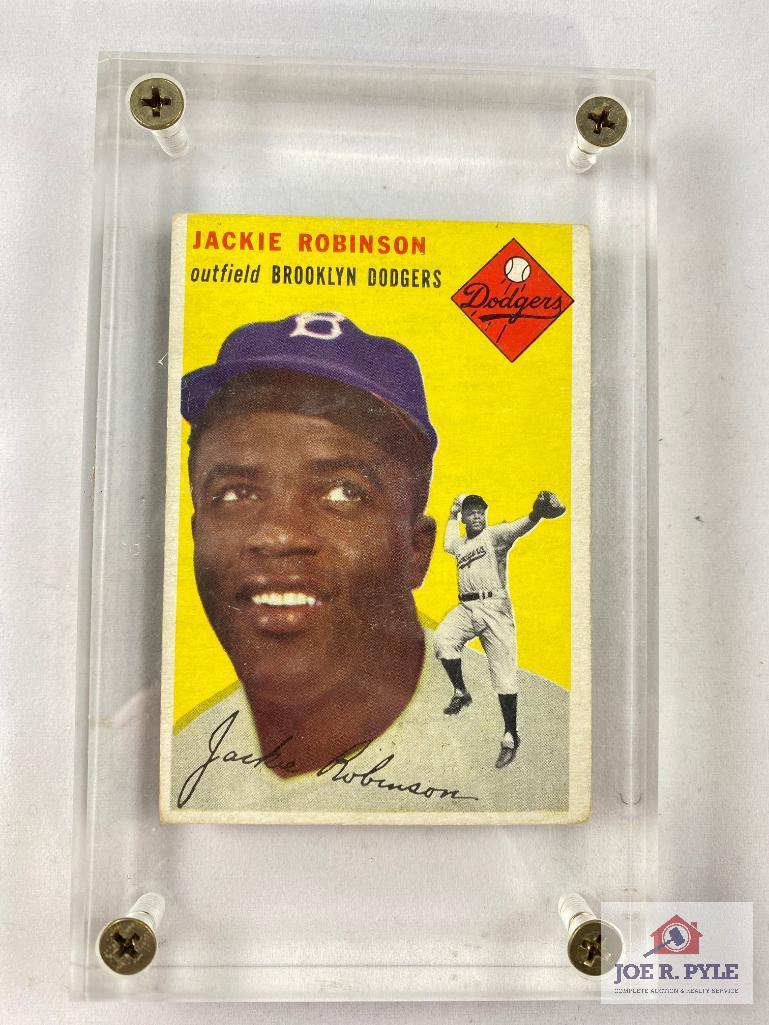 Jackie Robinson 1954 Topps 10 - Gray Back
