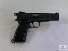 [185] Inglis Hi Power MK I* 9mm, SN: 7T1453