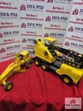 Nylint toy grader and a Nylint toy crane