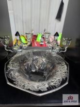 Glass dish with 2 glass candle holders