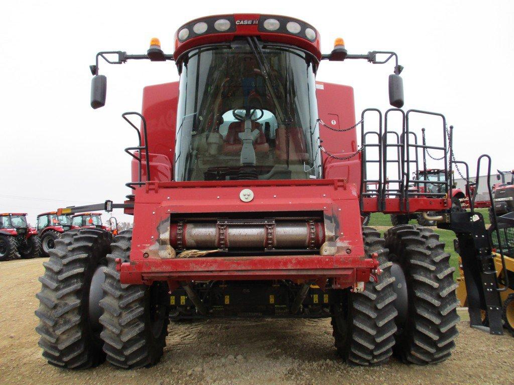 2010 Case-IH 7120 Combine