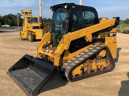 CAT 249D Skid Loader