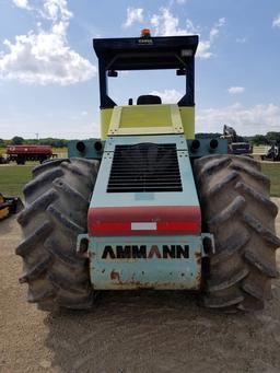 2000 Ammann Verdichthing AG AC110 Roller