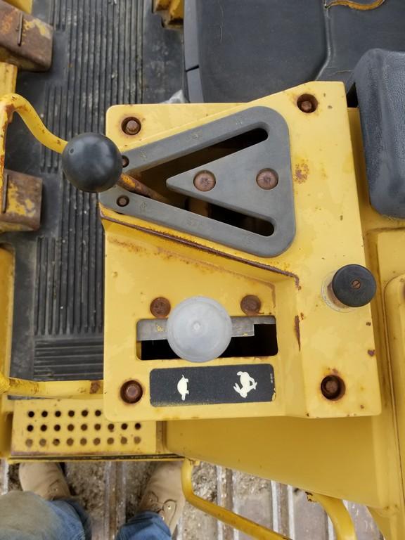 1993 Cat 953B Crawler Loader