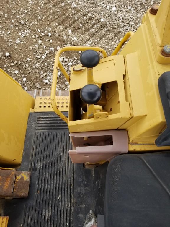 1993 Cat 953B Crawler Loader