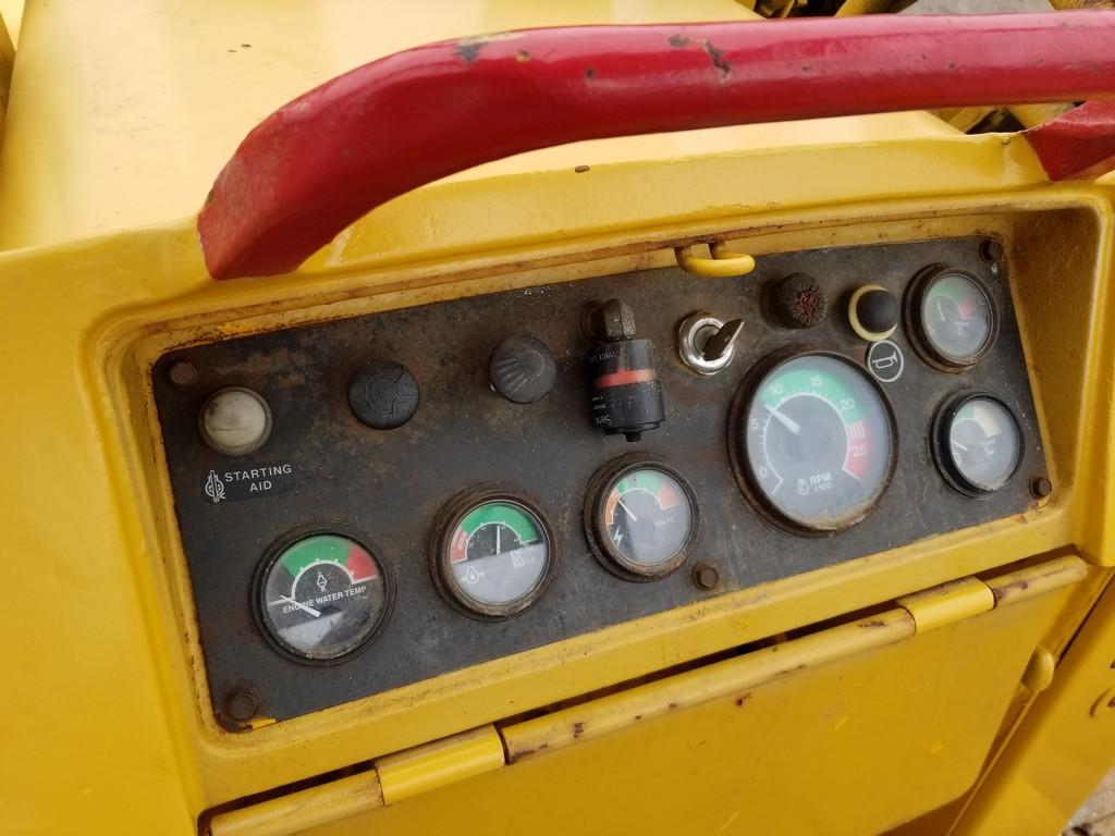 1977 John Deere 555-A Crawler Loader
