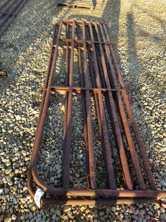 102 Pipe Gate