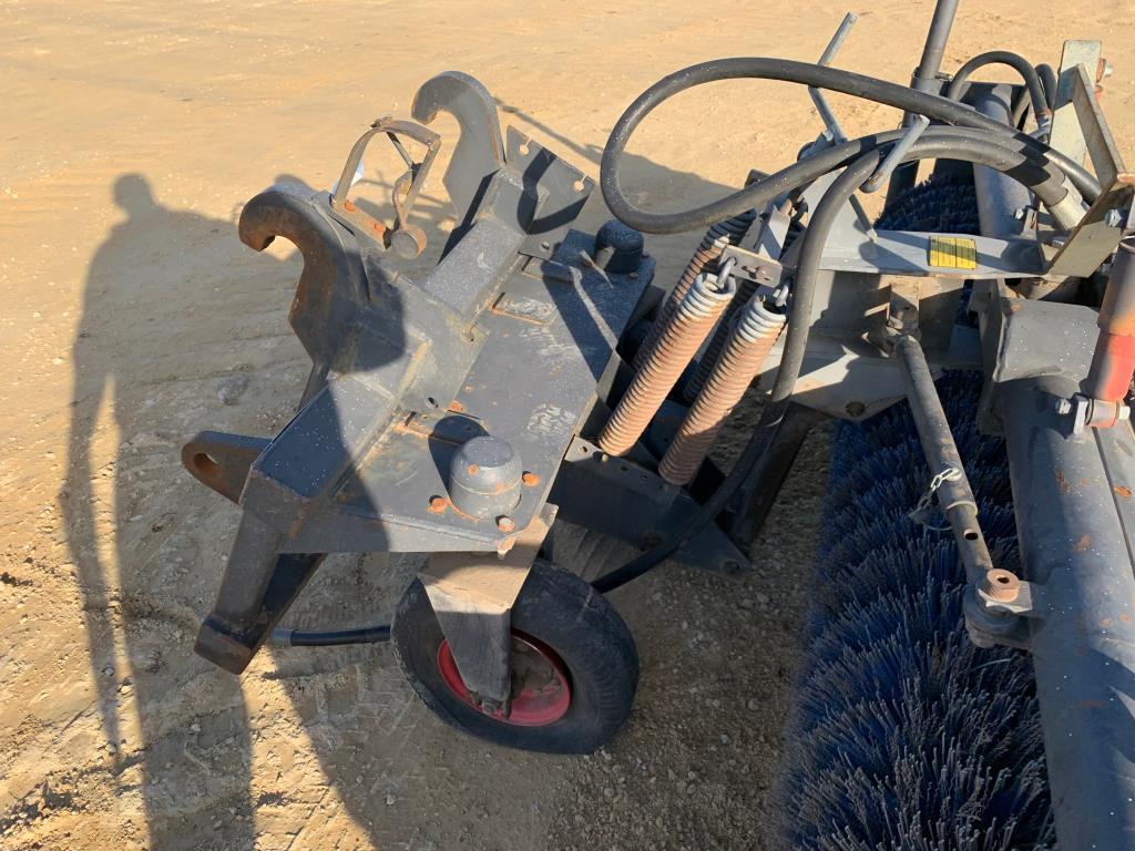 Balderson BHBITQ 8' Hyd Broom