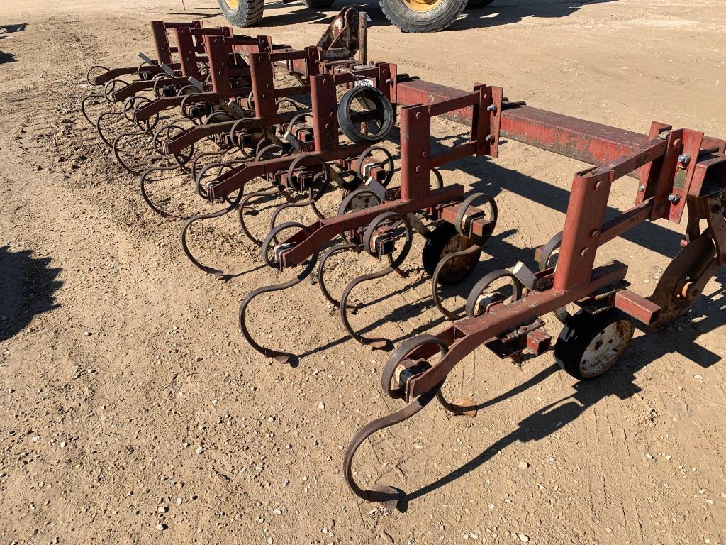 6 Row 3pt Cultivator