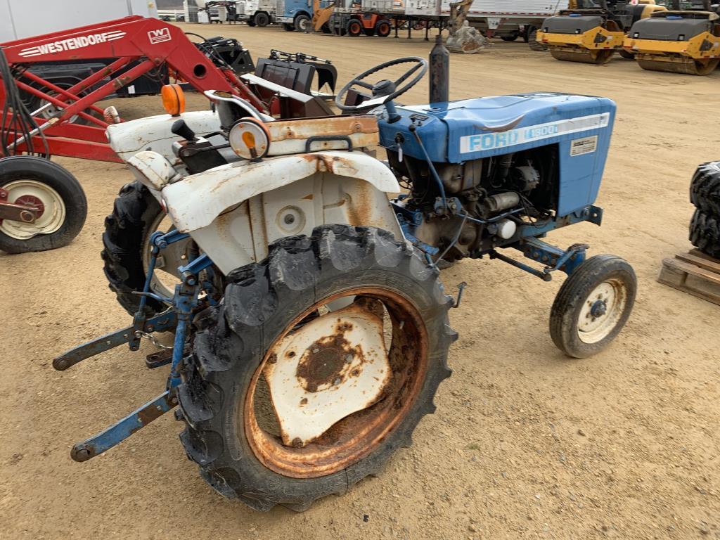 Ford 1300 Tractor