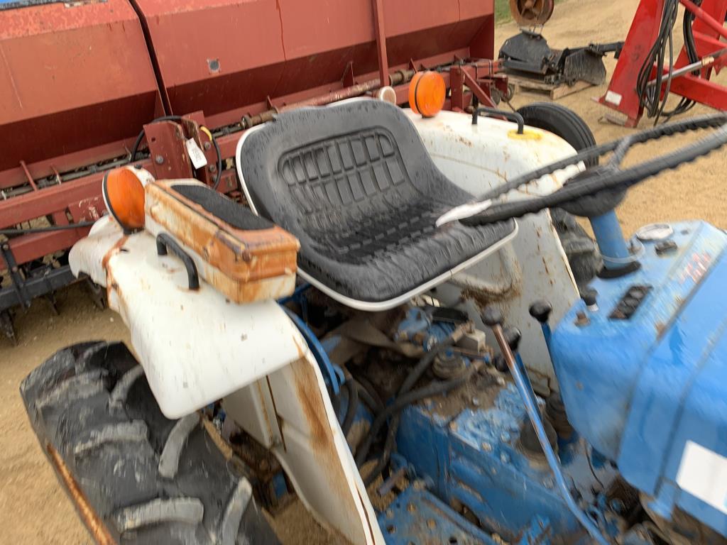 Ford 1300 Tractor