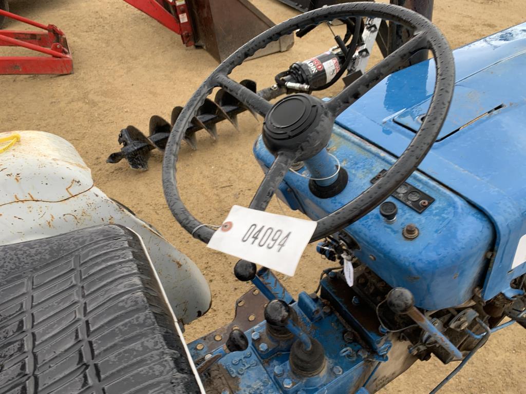 Ford 1300 Tractor