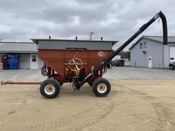 EZ Flow 300 bu Gravity Wagon
