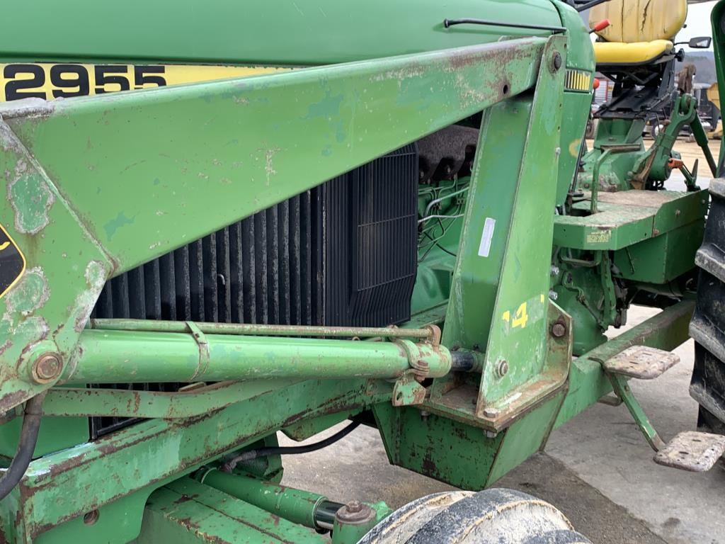 1992 John Deere 2955 Tractor