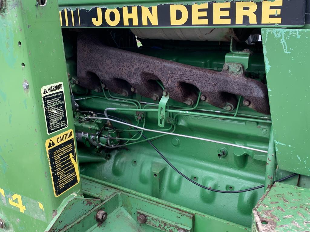 1992 John Deere 2955 Tractor