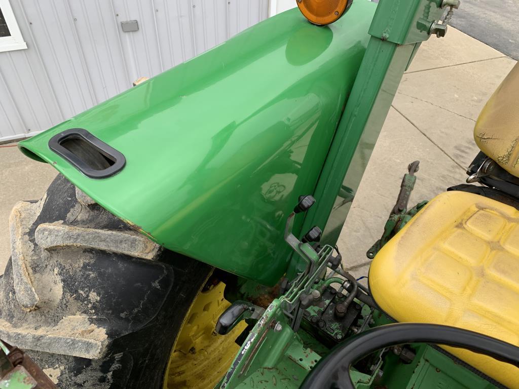 1992 John Deere 2955 Tractor