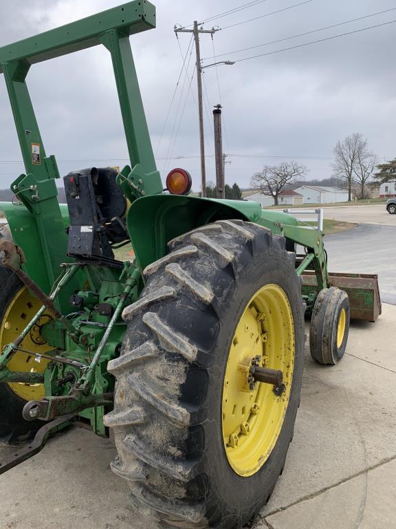 1992 John Deere 2955 Tractor