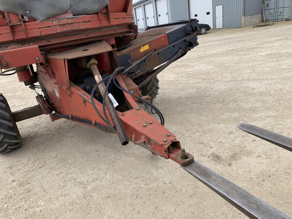 Case IH 8610 Tub Grinder