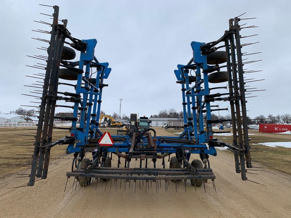 DMI Field Cultivator