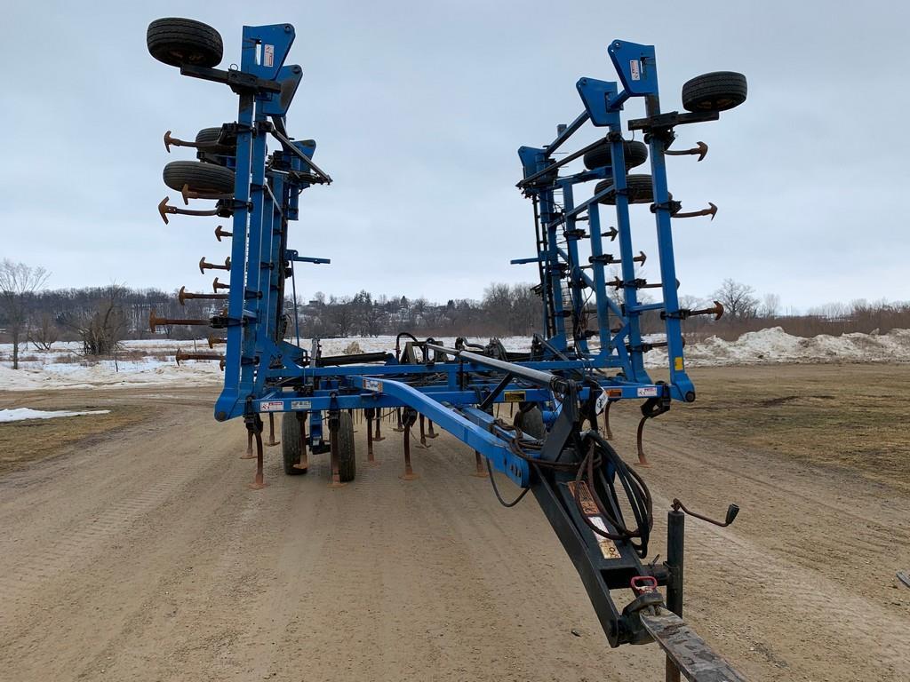 DMI Field Cultivator