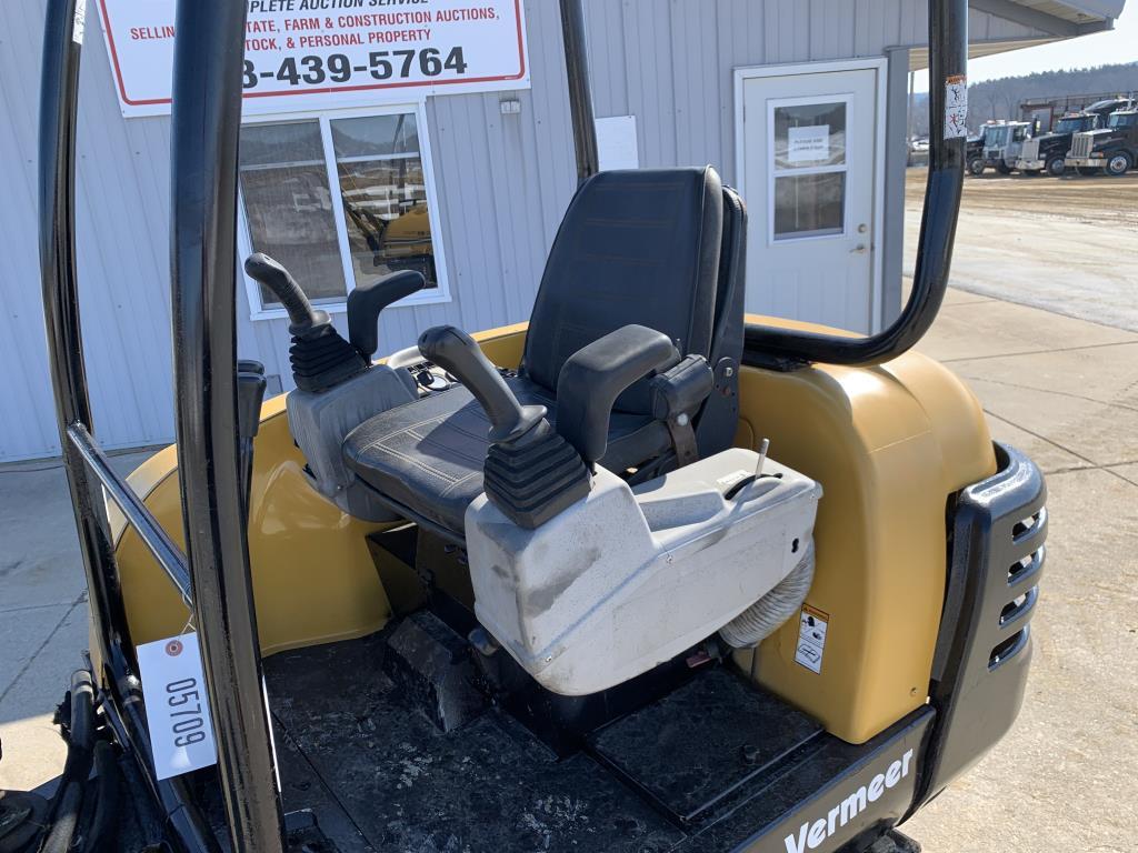 2003 Vermeer CX224 Mini Excavator