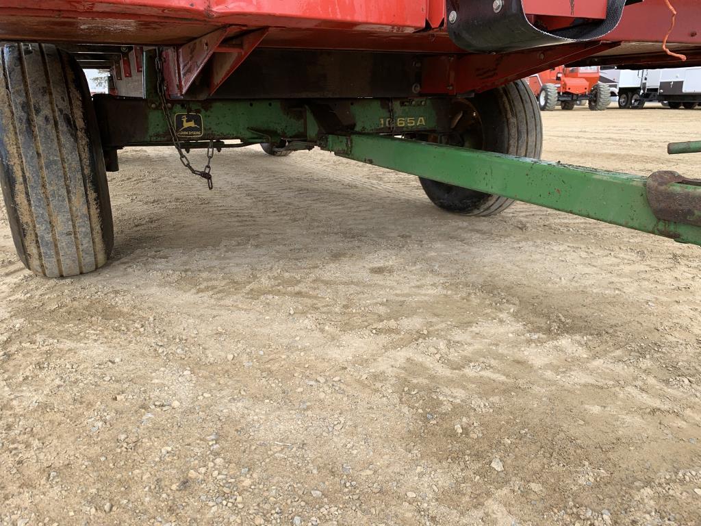 Gehl 970 14' Chopper Box w/ John Deere 1075A Gear