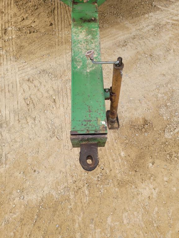 EZ Flow 475 Grain Cart