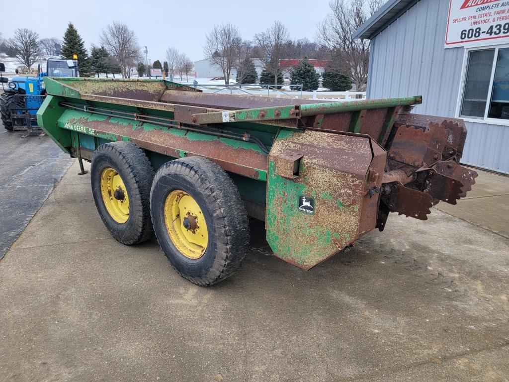 John Deere 550 Manure Spreader