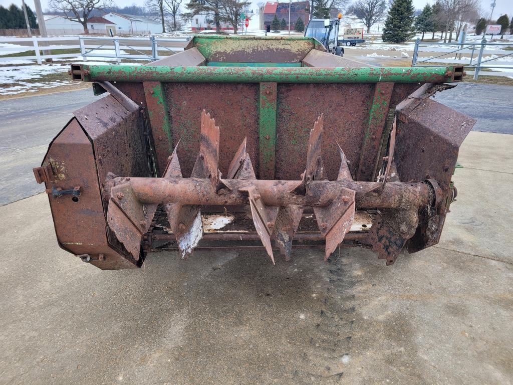 John Deere 550 Manure Spreader