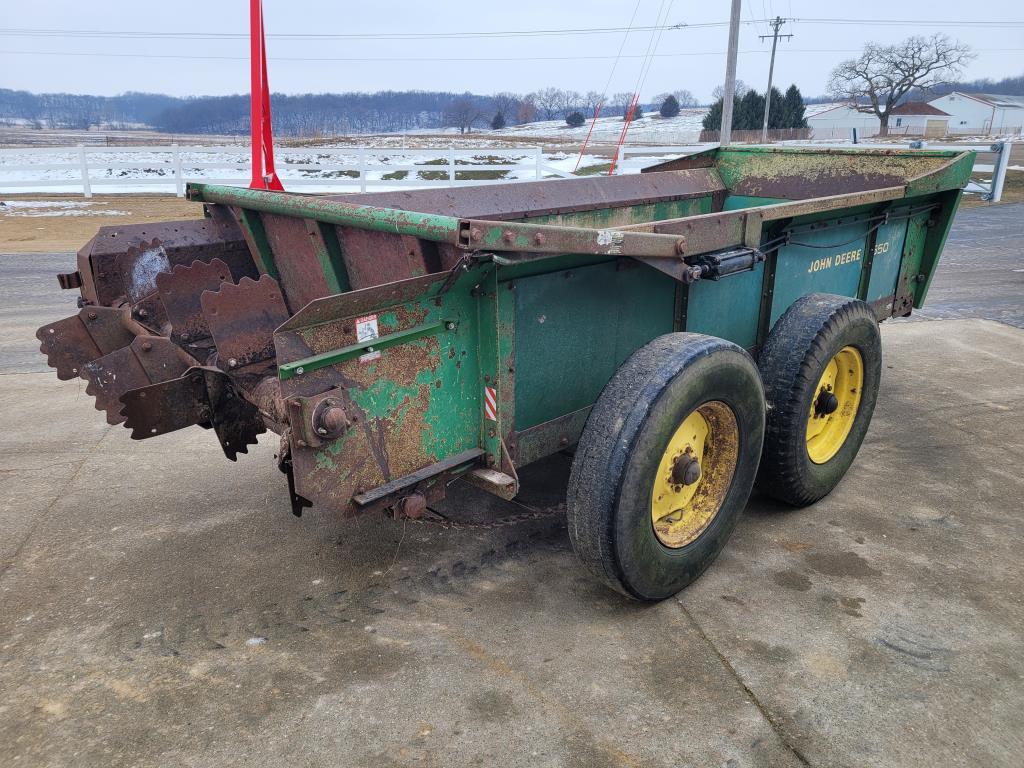 John Deere 550 Manure Spreader