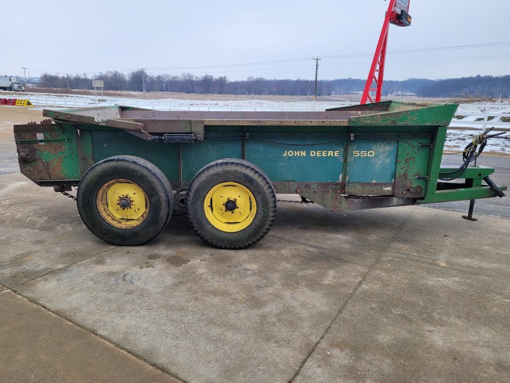 John Deere 550 Manure Spreader