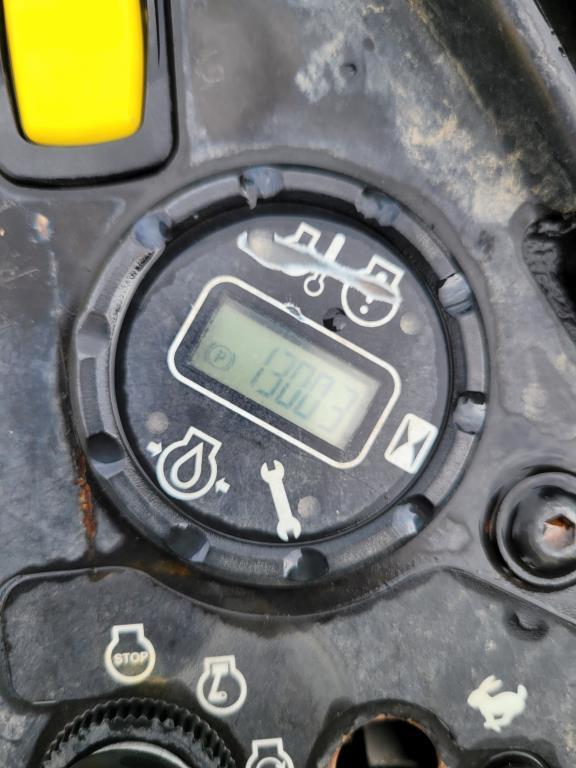 2014 John Deere 2930M Zero Turn Mower