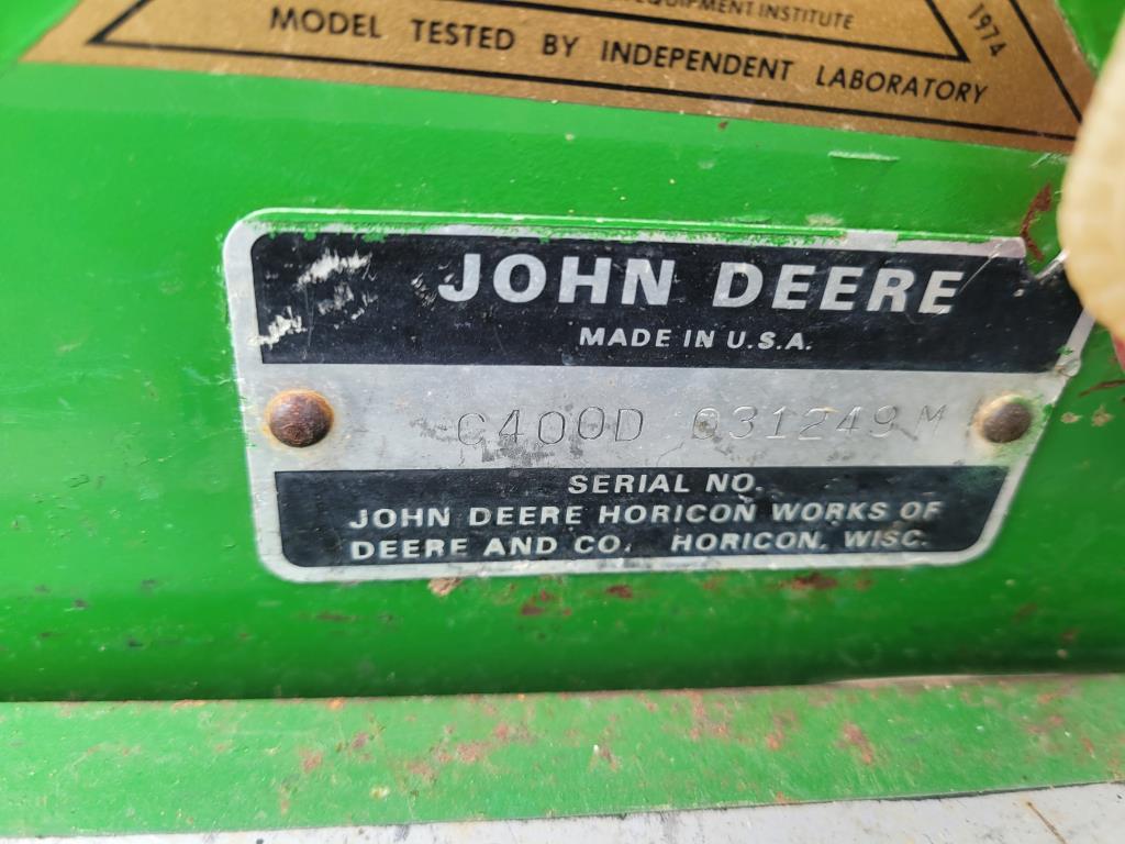 John Deere 400 Lawn Tractor