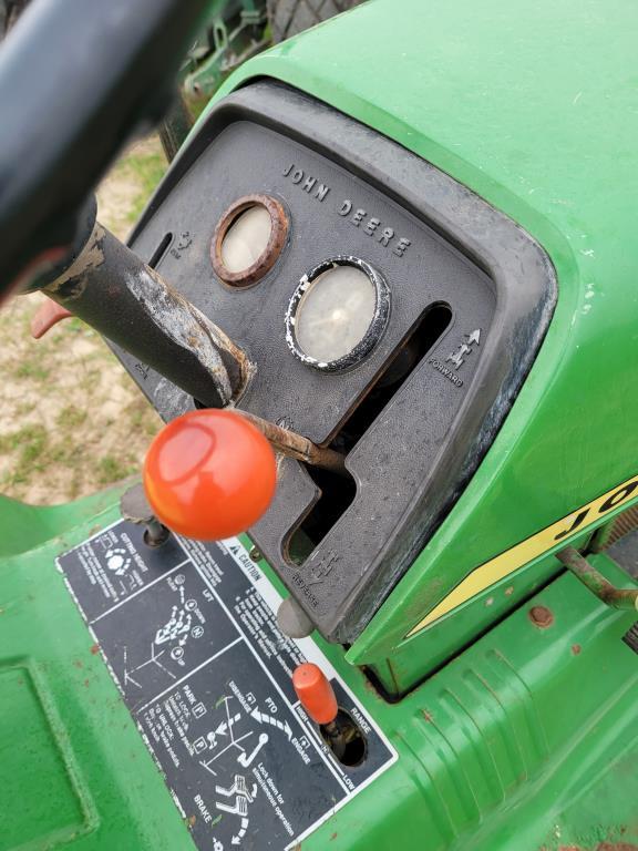 John Deere 400 Lawn Tractor