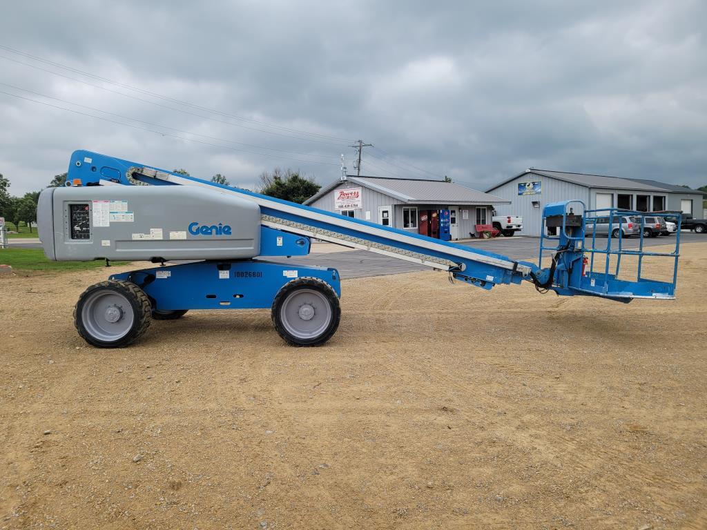 2012 Genie S60X Basket Lift