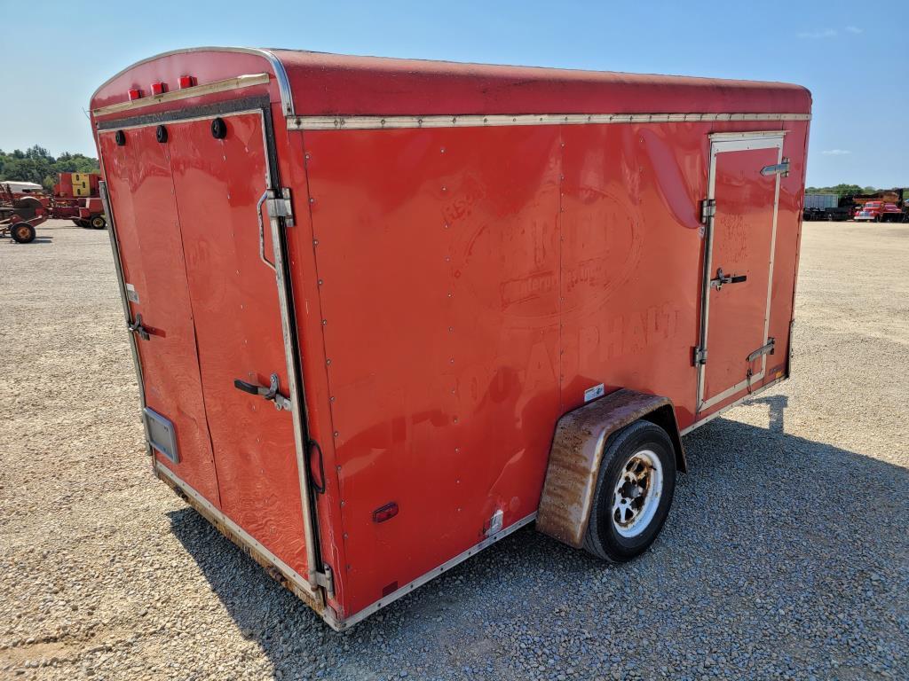 2004 United Express Enclosed Trailer