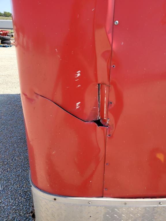 2004 United Express Enclosed Trailer