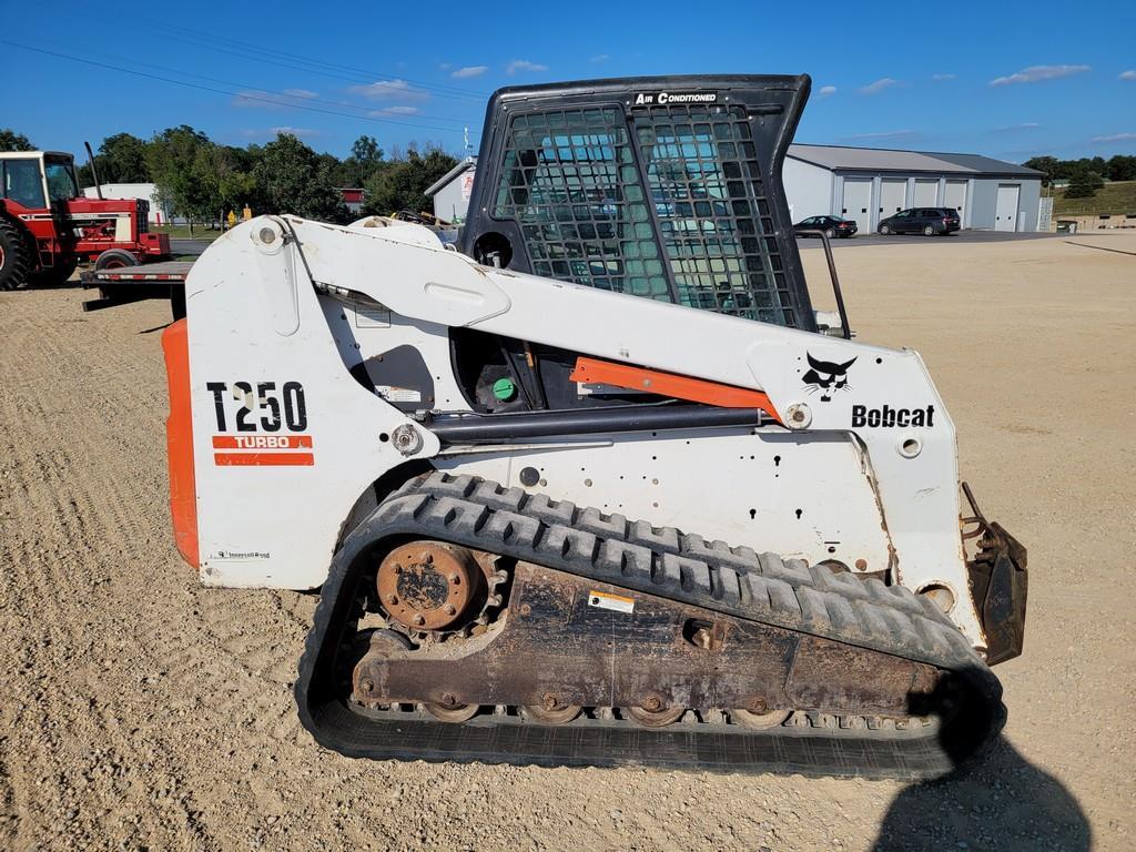 Bobcat T250 Track Skid Steer